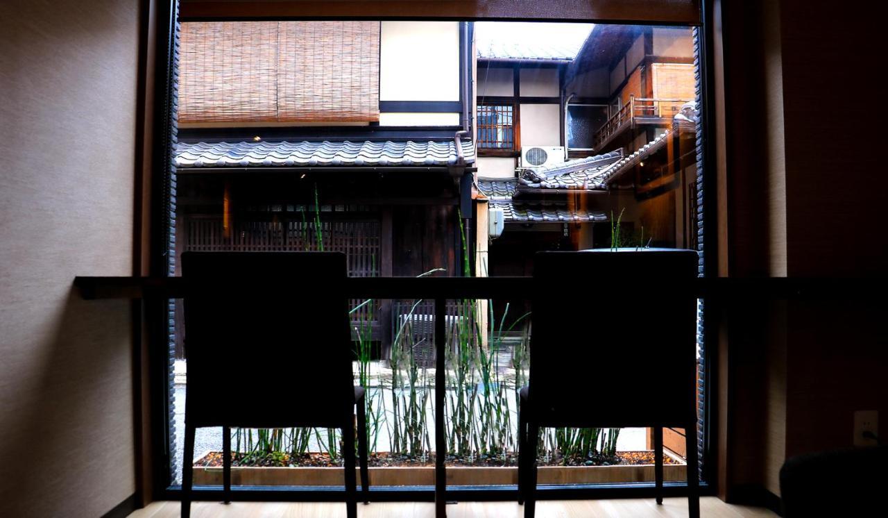 Hotel Traveling Bridge Nijojo Kyoto Exterior photo