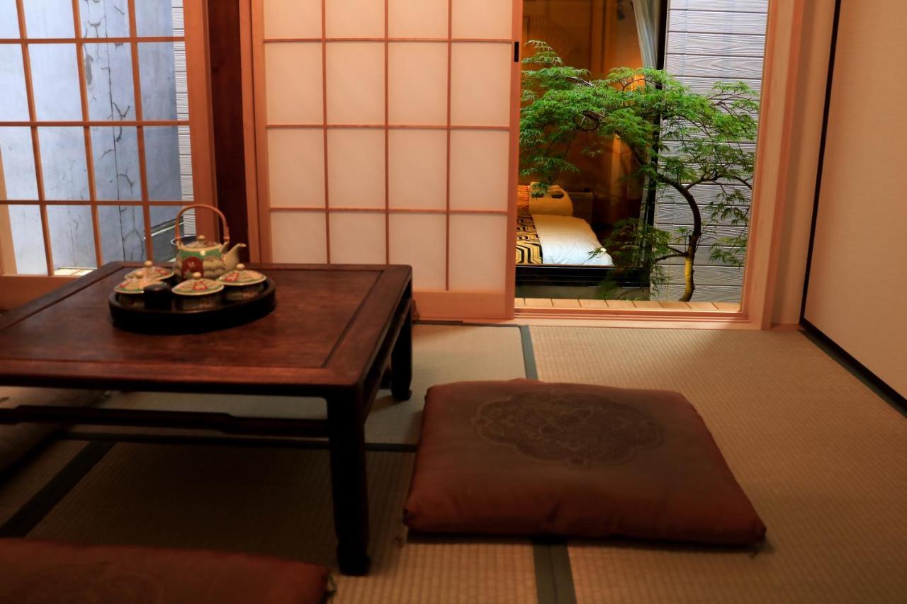 Hotel Traveling Bridge Nijojo Kyoto Exterior photo